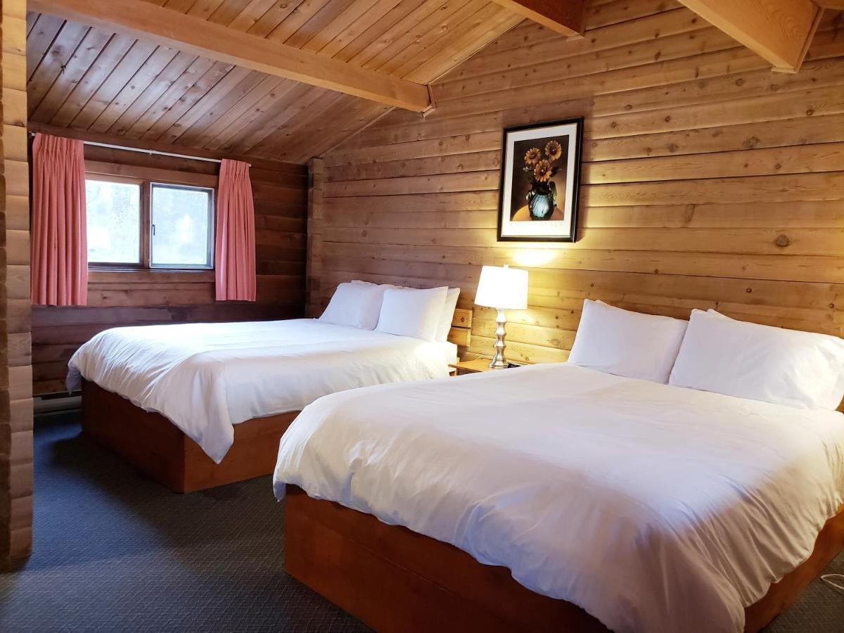 Rocky Inn Valemount Eksteriør billede